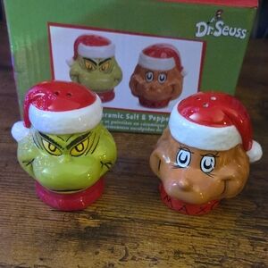 Dr. Seuss Grinch and Max Salt & Pepper Set